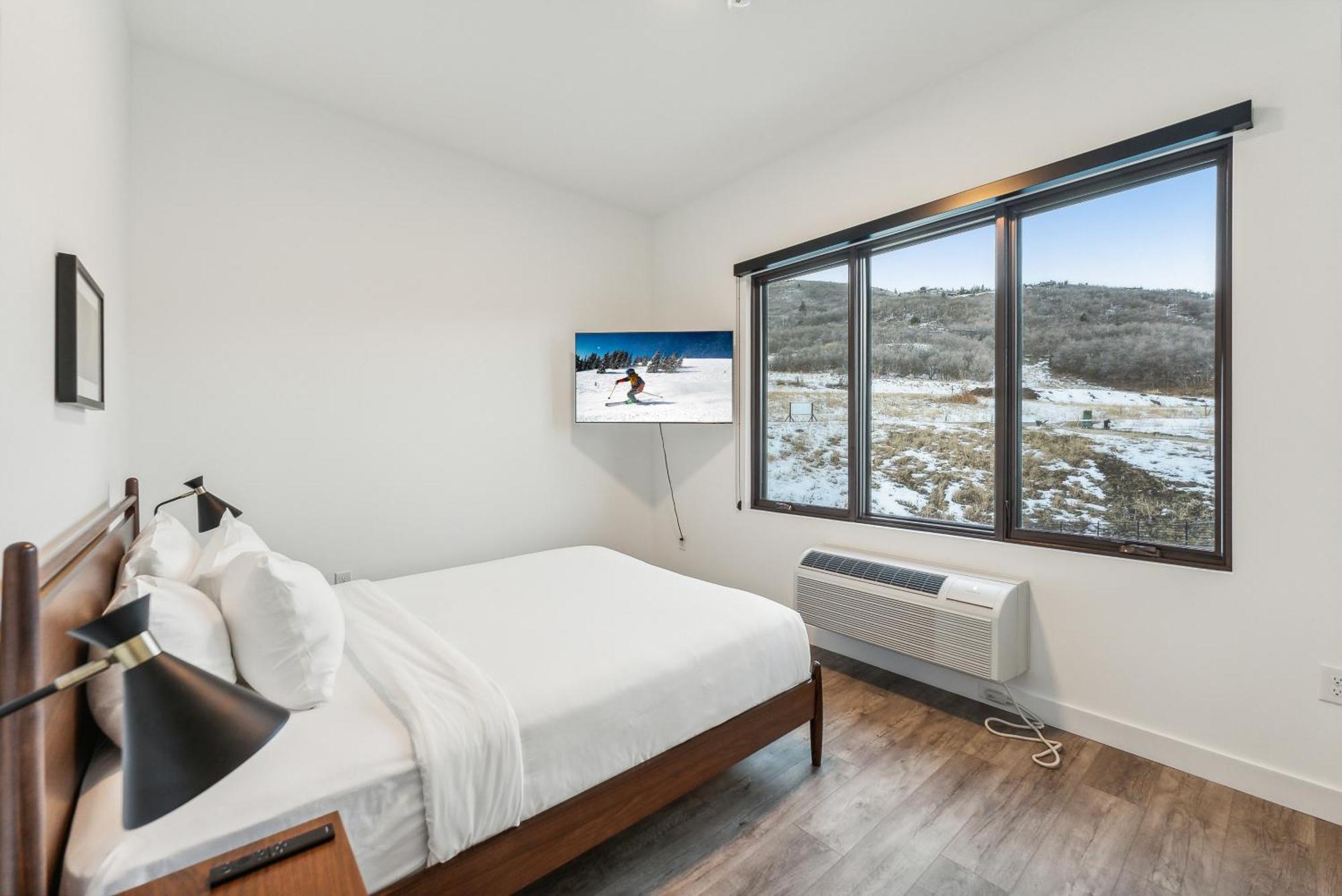 Pioche Village Park City Room photo
